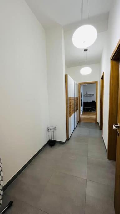 Apartment Holesovice, Garden, Garage براغ المظهر الخارجي الصورة