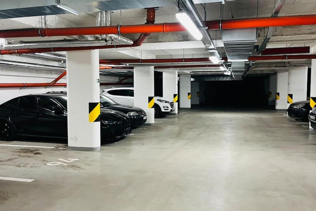 Apartment Holesovice, Garden, Garage براغ المظهر الخارجي الصورة
